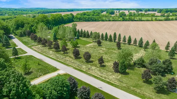 Riverside Road, Niles, MI 49120