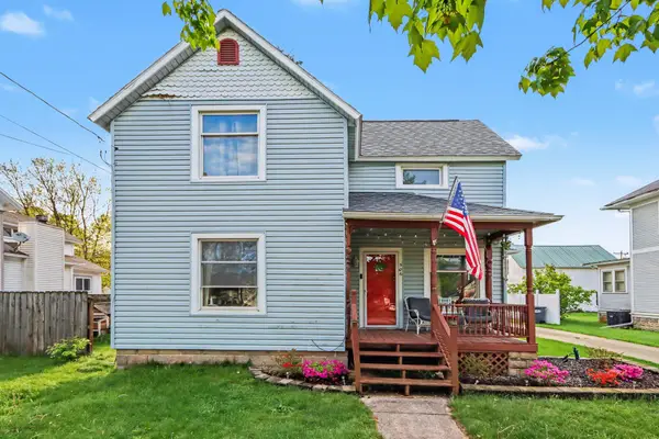 506 N Kalamazoo Street, Paw Paw, MI 49079