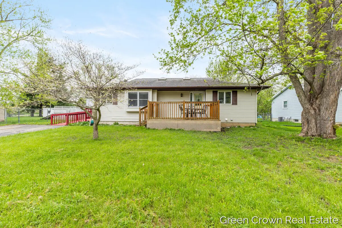 4982 Wilcox Road, Holt, MI 48842 - #1