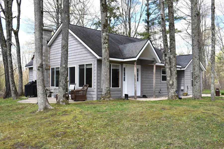 2263 W Riverbend Trail, Baldwin, MI 49304 - #2