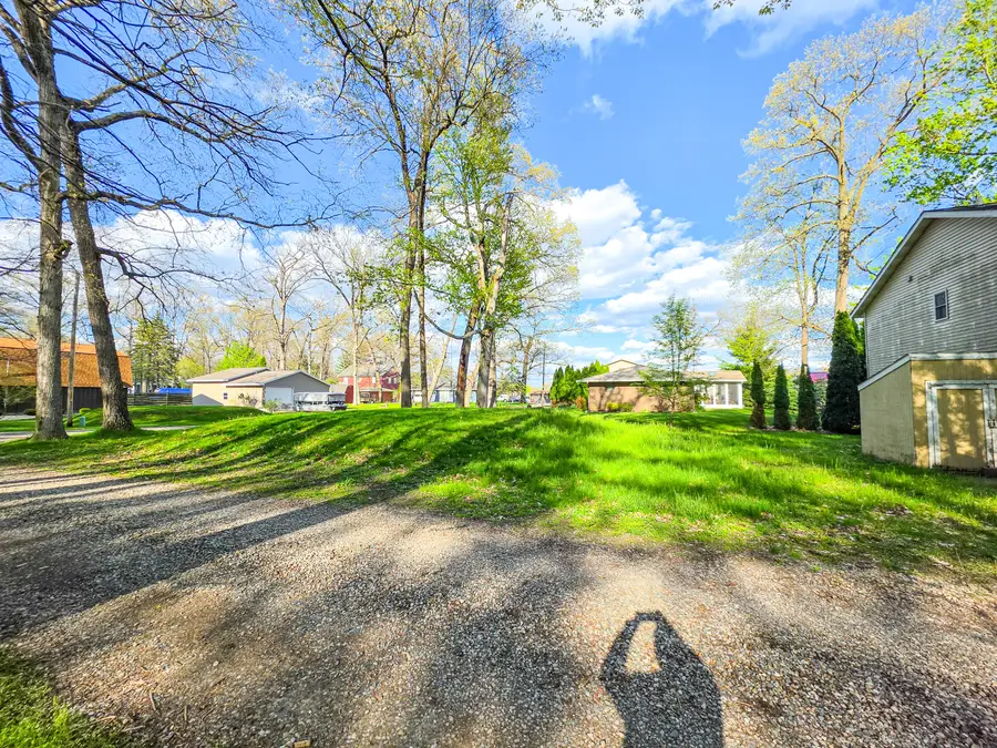 257 Edgewood Drive, Quincy, MI 49082 - #3