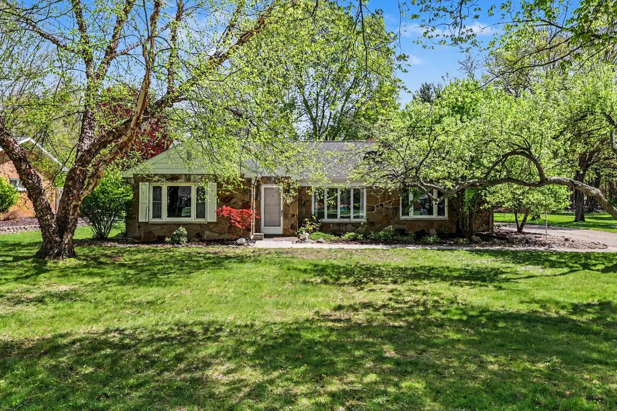 756 N Kalamazoo Avenue, Marshall, MI 49068 - #1