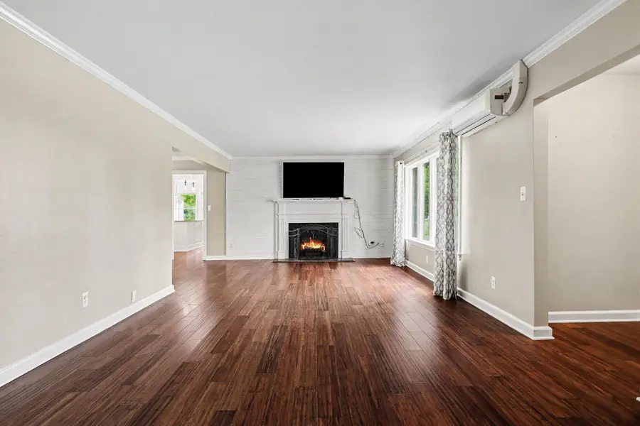 756 N Kalamazoo Avenue, Marshall, MI 49068 - #2