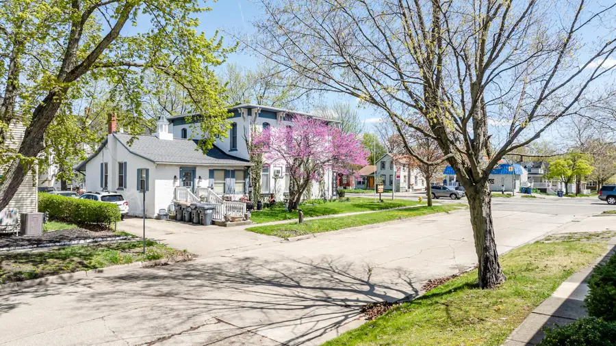 922 Main Street, Saint Joseph, MI 49085 - #3