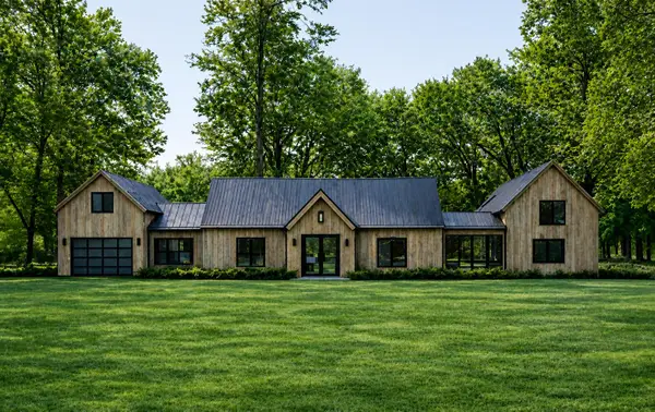 10520 Marquette Drive, New Buffalo, MI 49117