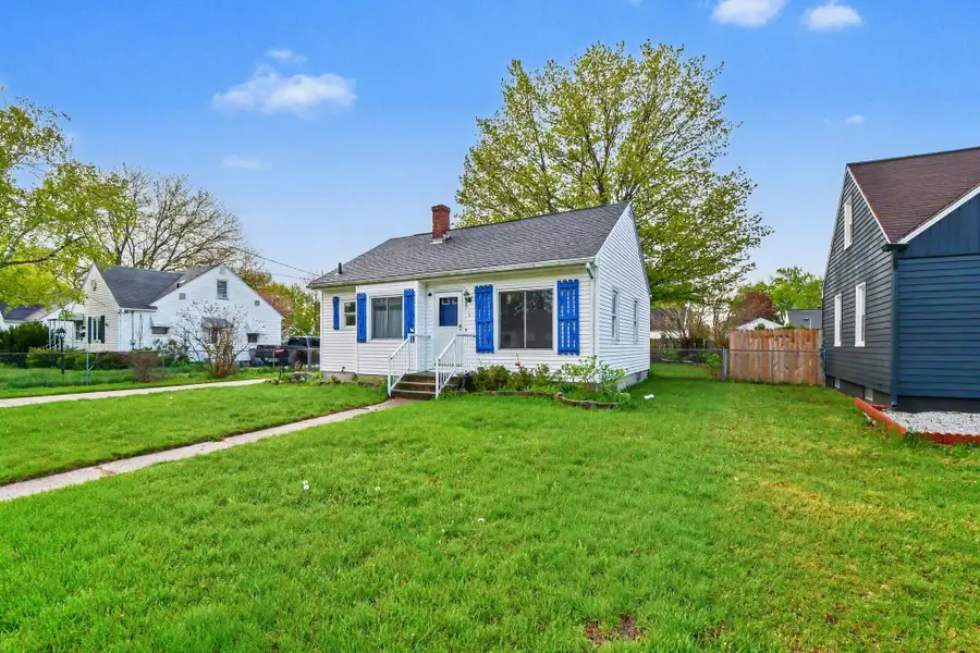 718 Buckingham Street Sw, Wyoming, MI 49509 - #2