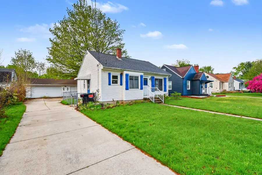 718 Buckingham Street Sw, Wyoming, MI 49509 - #3