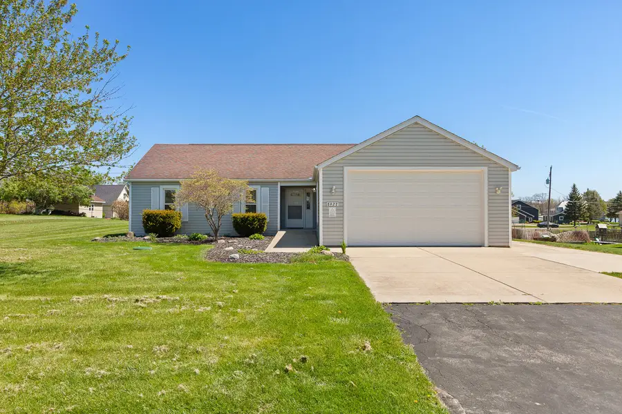 8927 Sussex Court, Onsted, MI 49265 - #2
