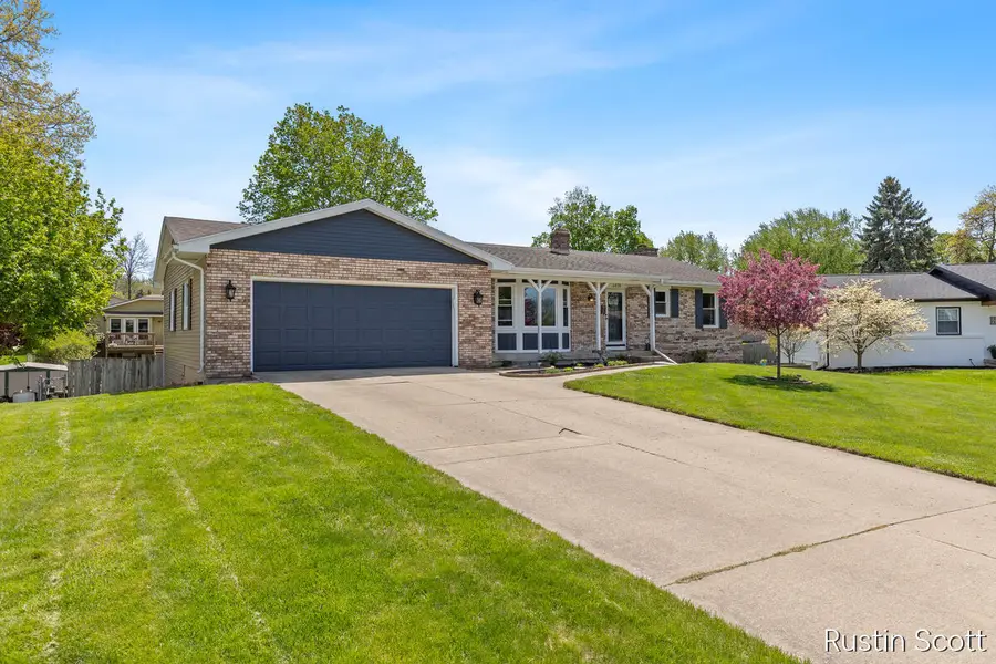 4676 Meleana Court Sw, Wyoming, MI 49519 - #2