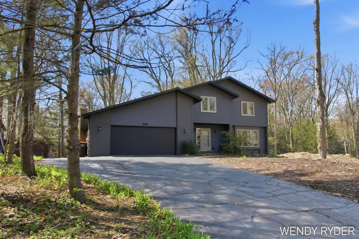 1086 Post Avenue, Holland, MI 49424 - #1