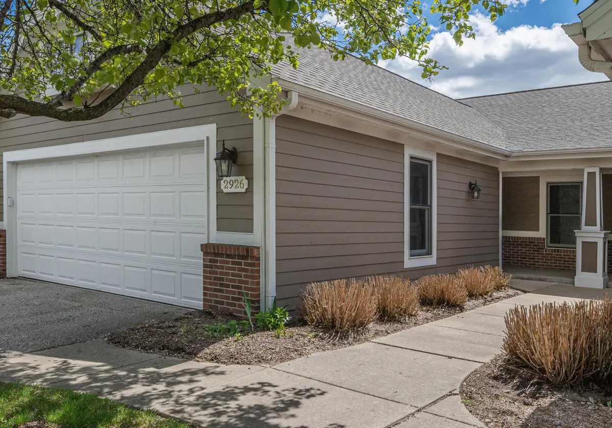 2926 Grand Isle Drive Ne, Belmont, MI 49306 - #1