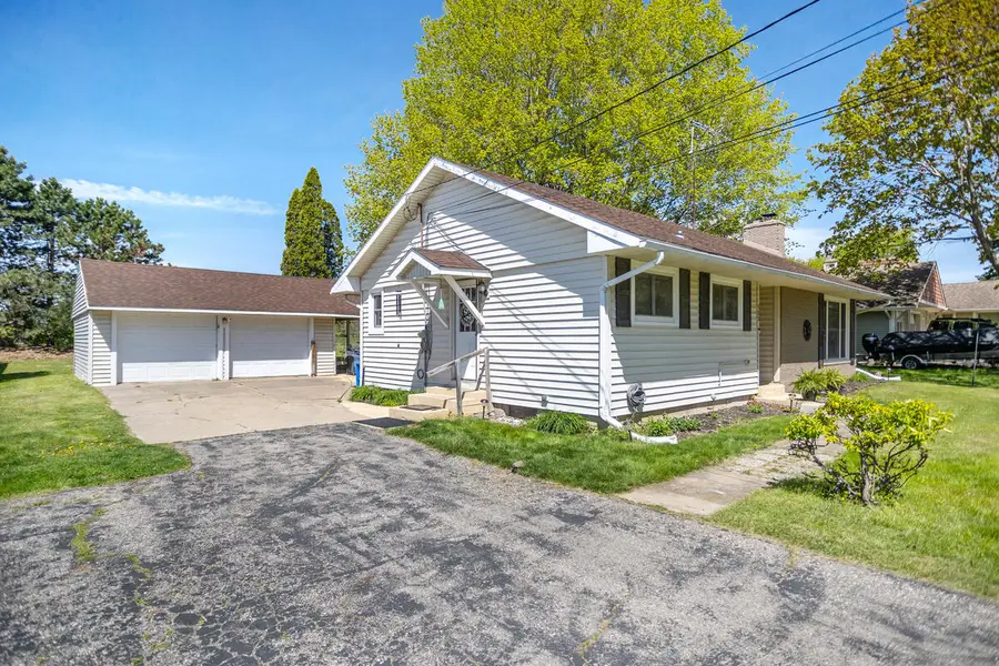 155 Elizabeth Drive, Owosso, MI 48867 - #2