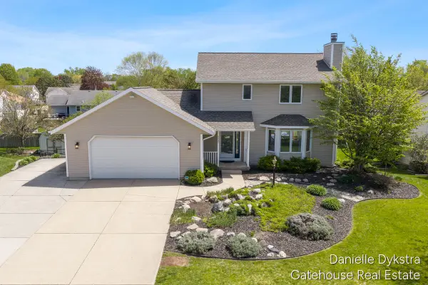 6332 Brookfield Court, Hudsonville, MI 49426