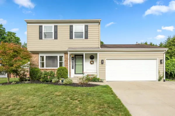 1865 Ridgemoor Drive Se, Grand Rapids, MI 49506