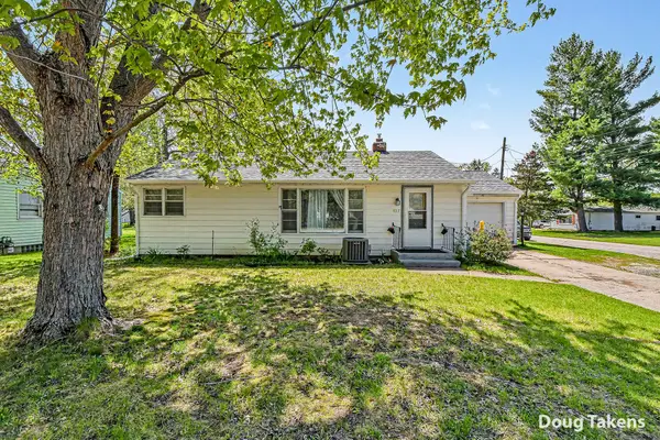 527 W Ellis Street, Belding, MI 48809