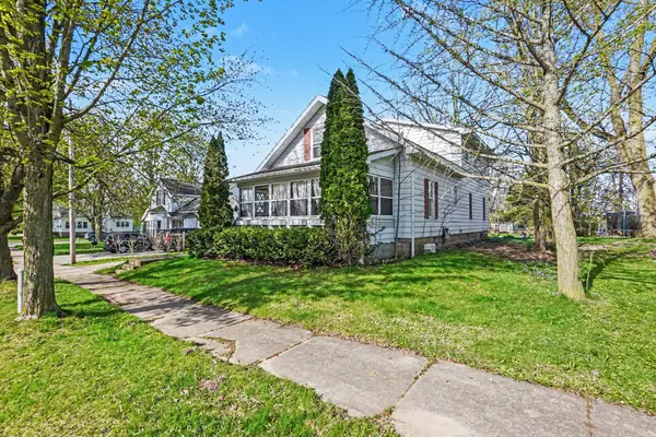 215 N Division Avenue, Fremont, MI 49412