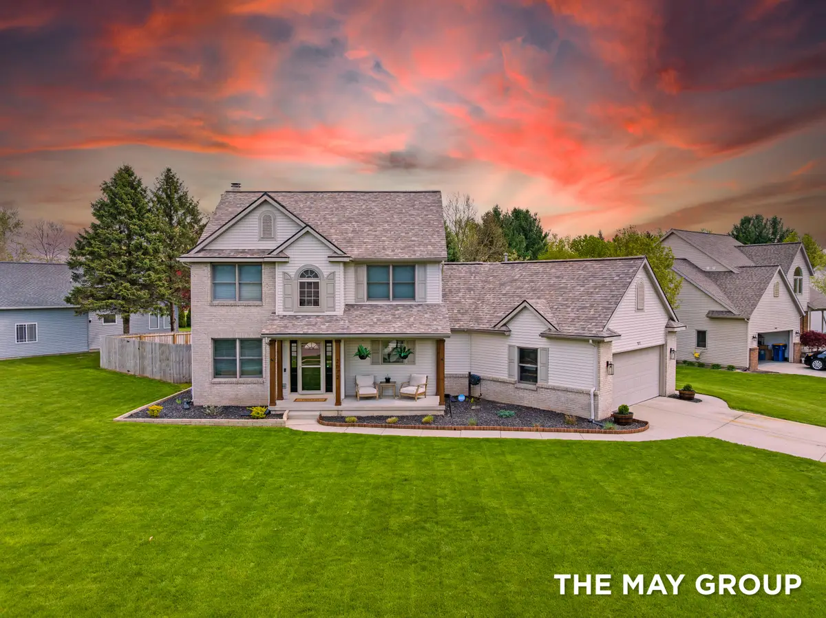 2072 Meadow Valley Court Nw, Grand Rapids, MI 49504 - #1
