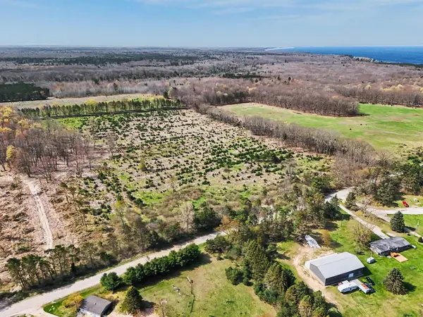 23A Sass Road, Manistee, MI 49660
