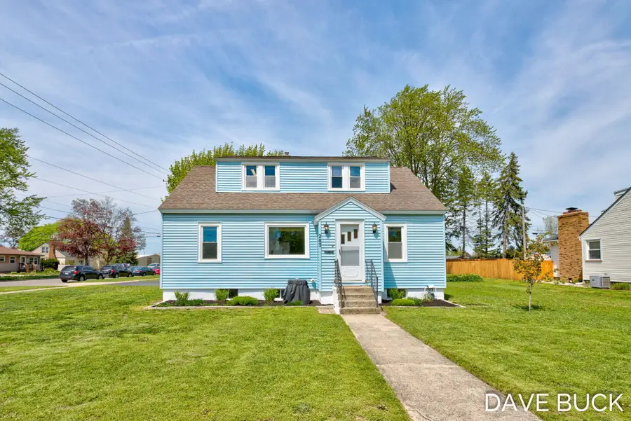 283 W 28th Street, Holland, MI 49423 - #2
