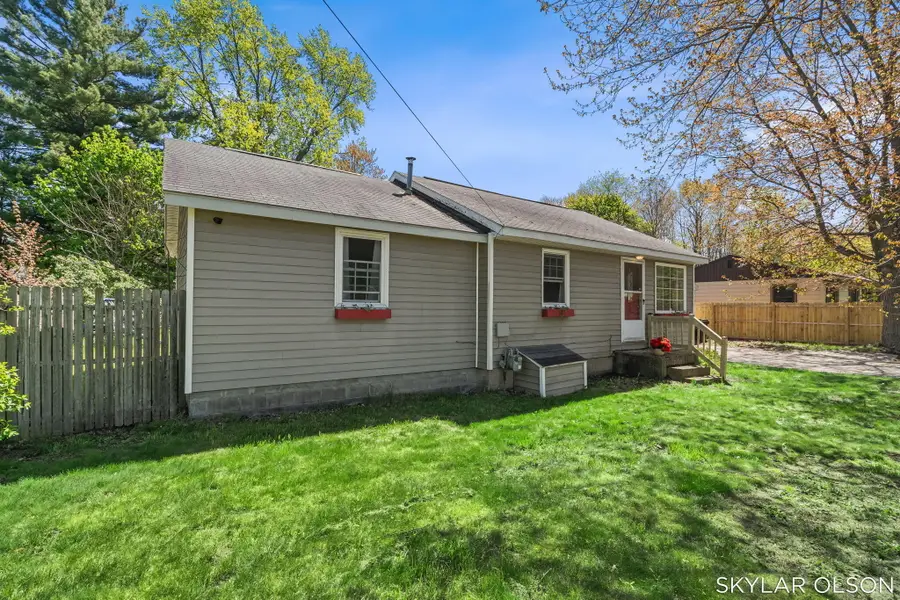 1244 Oaklea Street, Muskegon, MI 49442 - #3