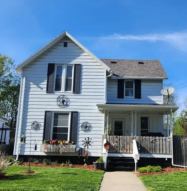 421 E Grand Street, Hastings, MI 49058