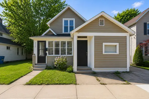 226 Ann Street Ne, Grand Rapids, MI 49505