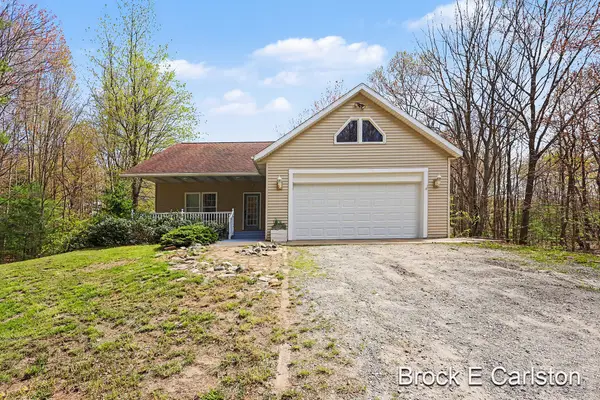 16944 136th Avenue, Nunica, MI 49448