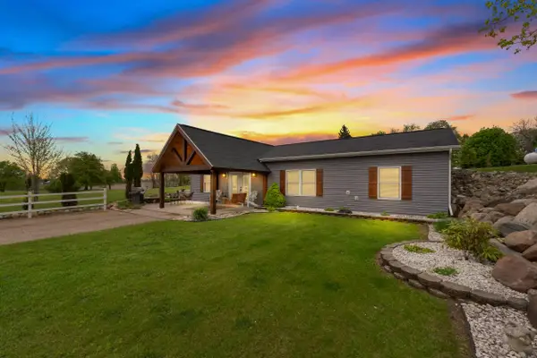 2922 S Hillsdale Road, Hillsdale, MI 49242