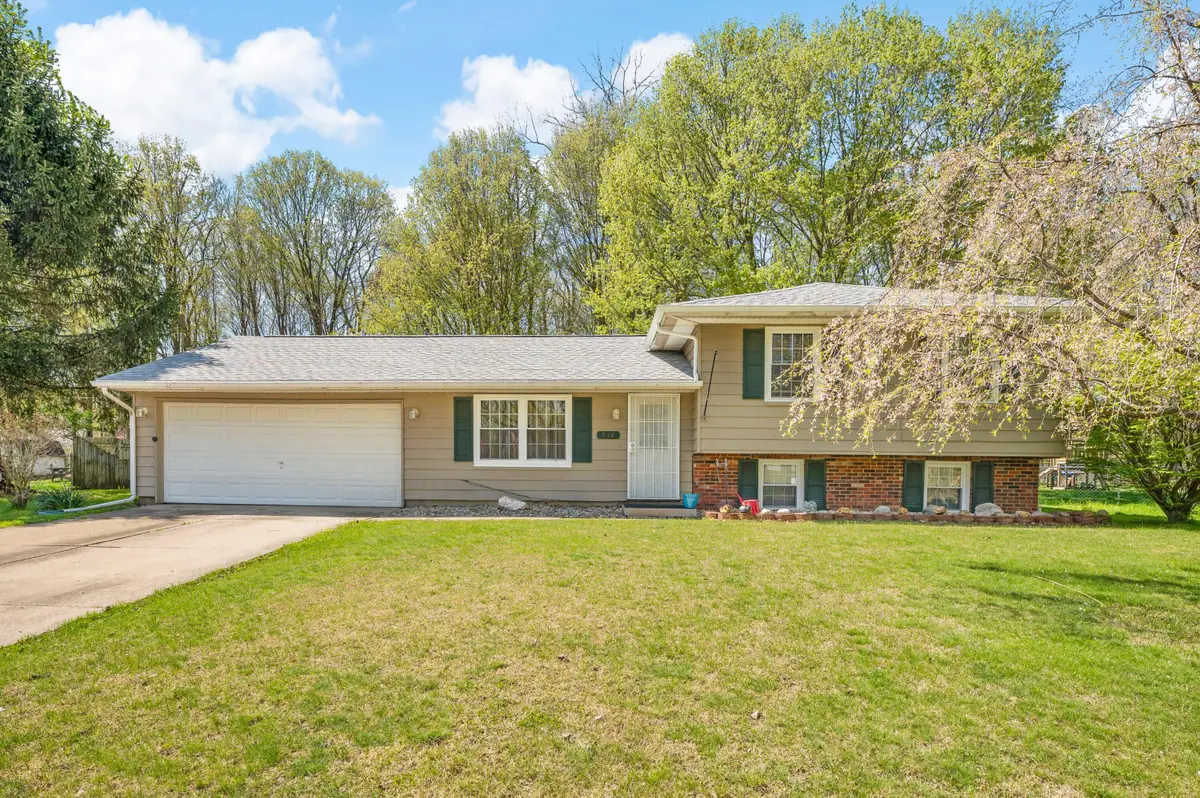 917 Kensington Drive, Niles, MI 49120 - #1