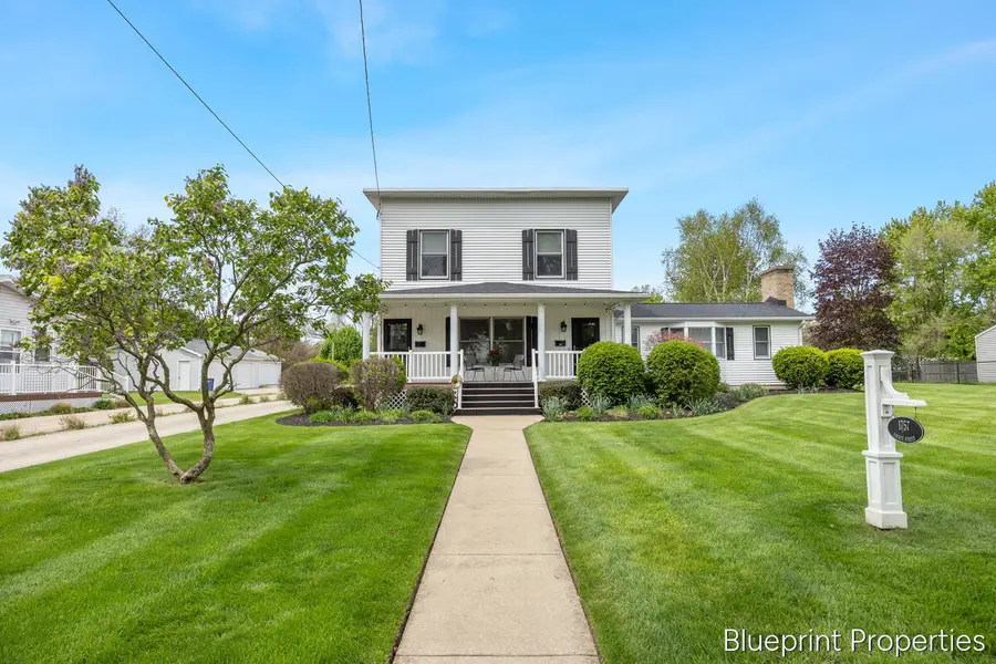 1757 4th Street Nw, Grand Rapids, MI 49504 - #2