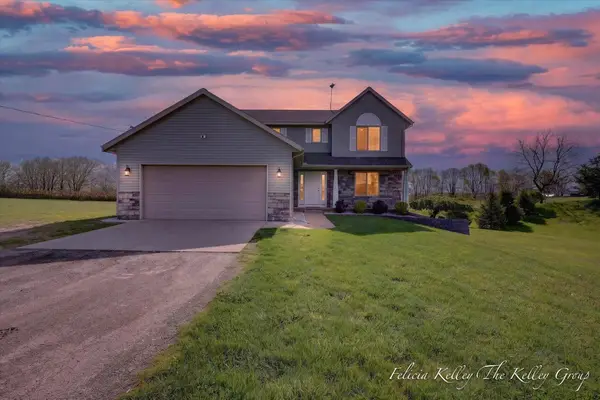 3687 20 Mile Road Ne, Cedar Springs, MI 49319