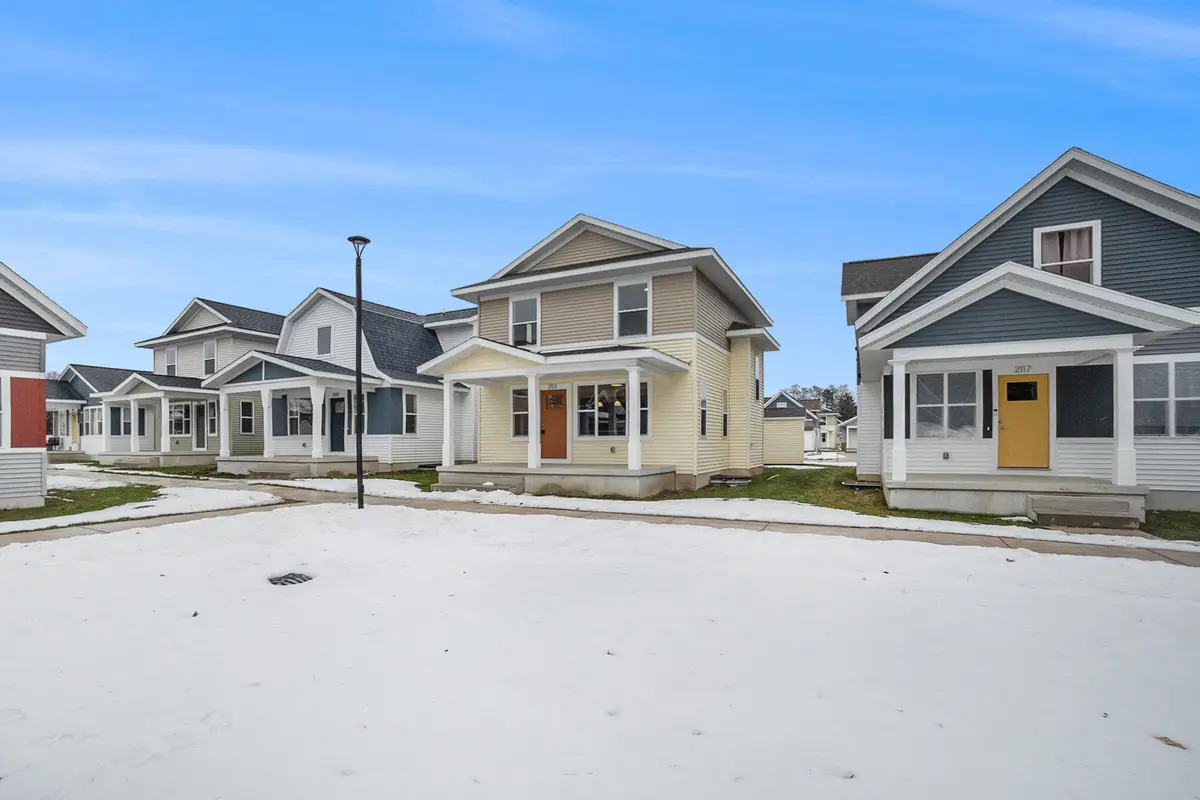 2098 Linden Avenue Se, Grand Rapids, MI 49507 - #1