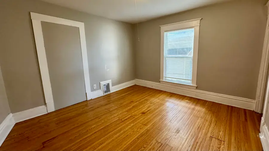 23 Burton Street Sw, Grand Rapids, MI 49507 - #3
