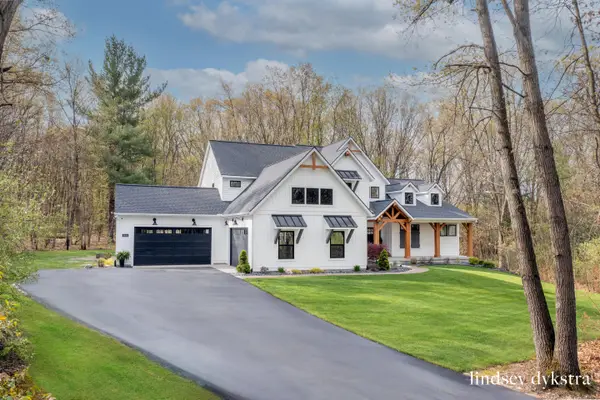 8686 Bentham Court, Rockford, MI 49341