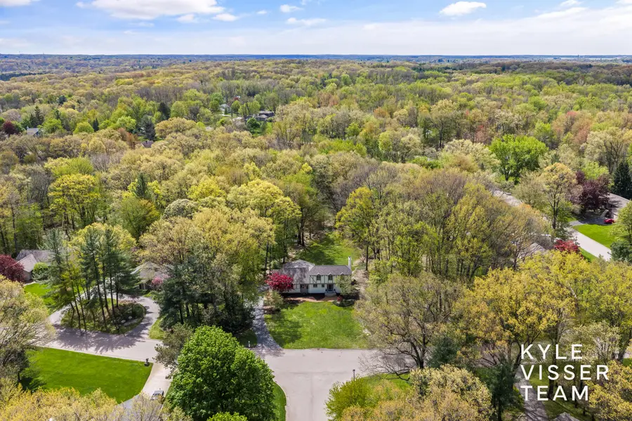 6714 Turnberry Drive Se, Grand Rapids, MI 49546 - #2