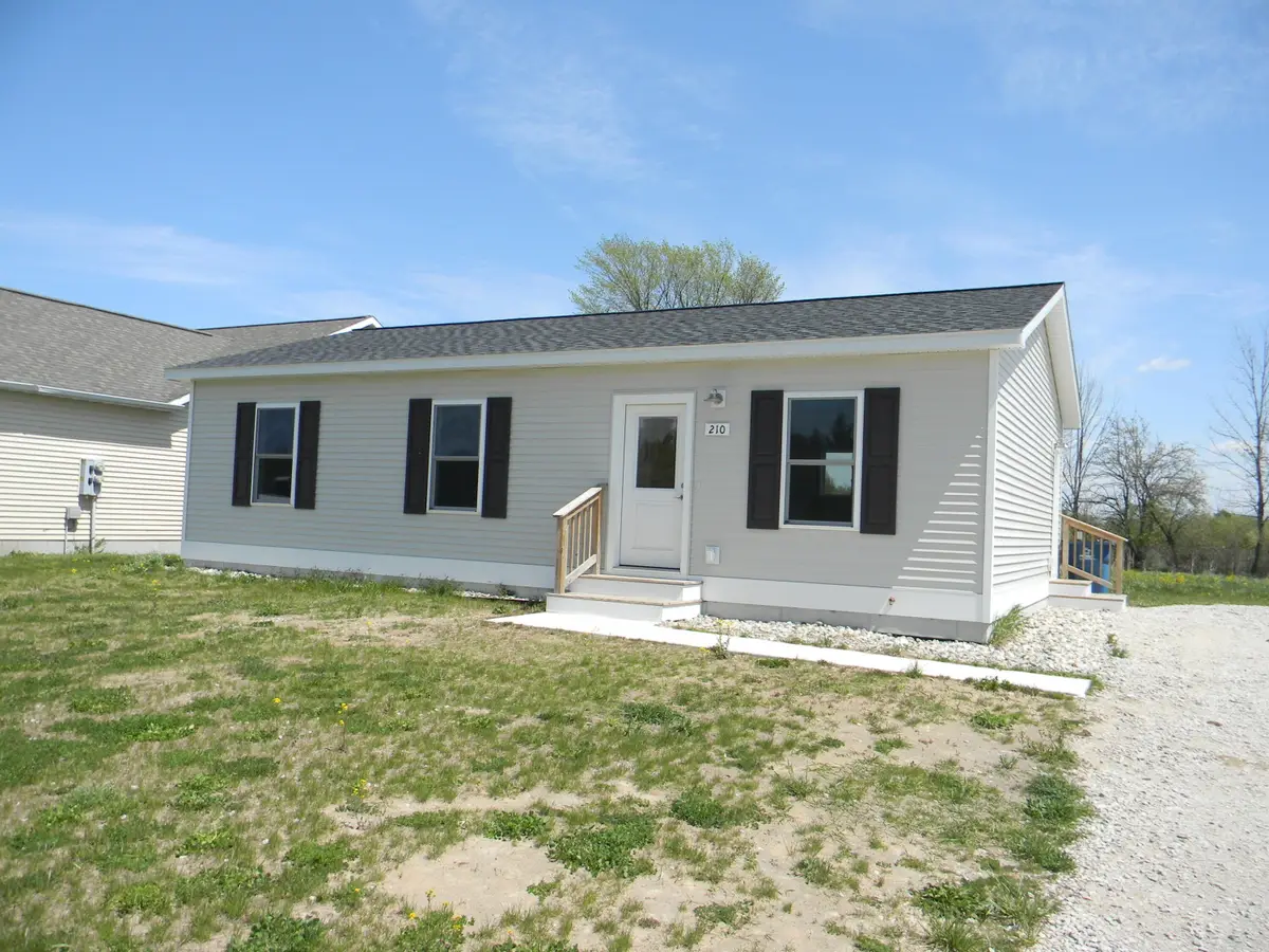 210 Taylors Court, Scottville, MI 49454 - #1
