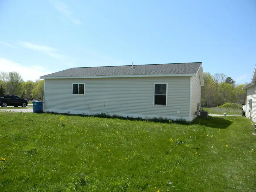 210 Taylors Court, Scottville, MI 49454 - #3