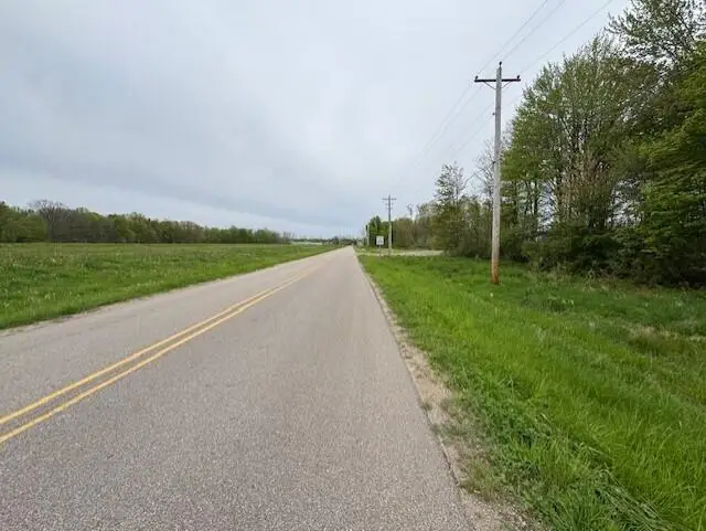 460 Industrial Park Drive, Bangor, MI 49013 - #2