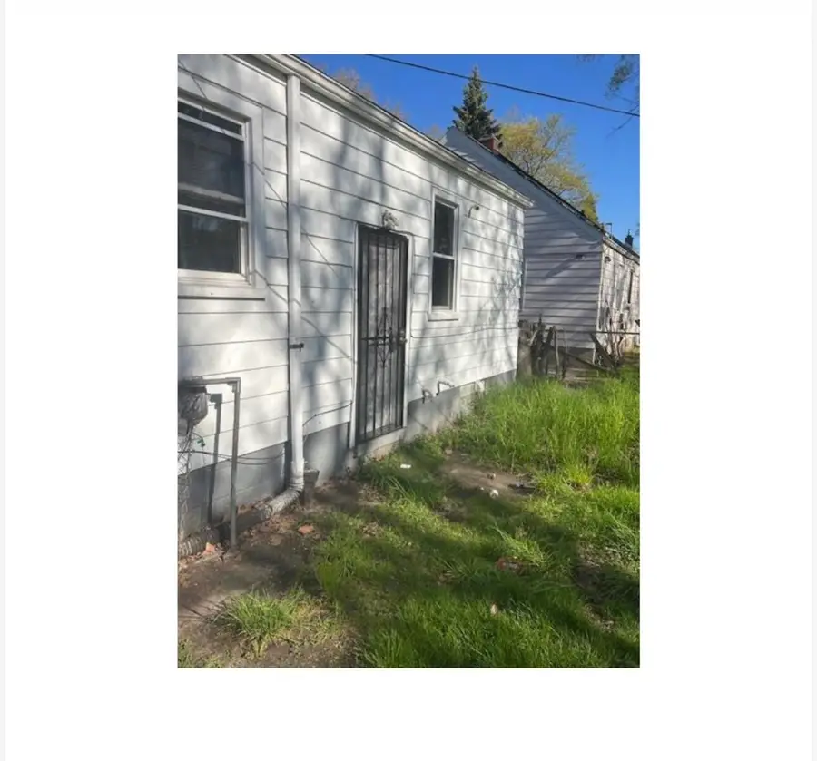 19946 Strasburg Street, Detroit, MI 48205 - #3