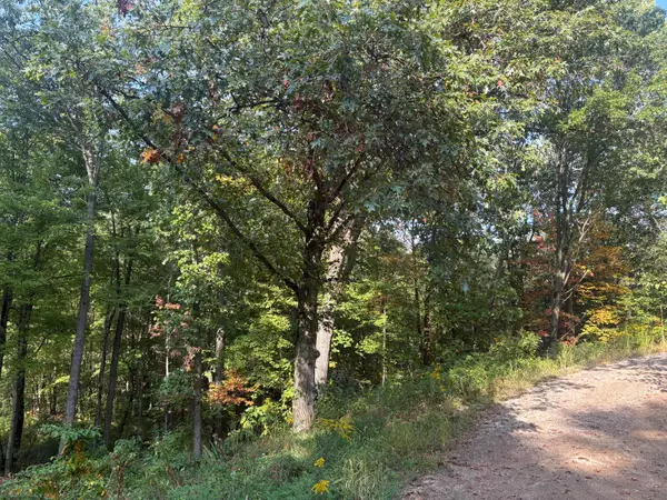 2097 Geneva Lane, Norton Shores, MI 49441
