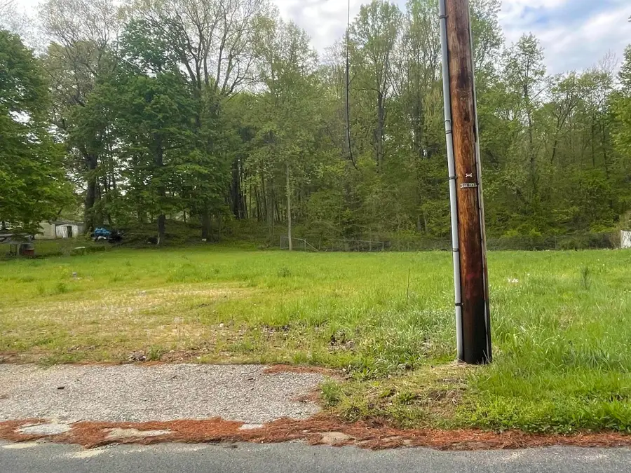 67211 95th Avenue, Dowagiac, MI 49047 - #2