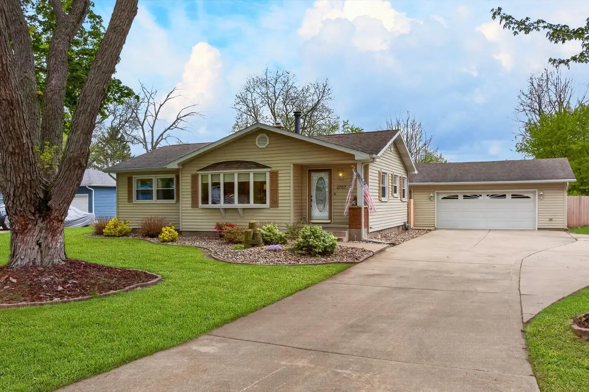 2767 Oakwood Lane, Saint Joseph, MI 49085 - #1