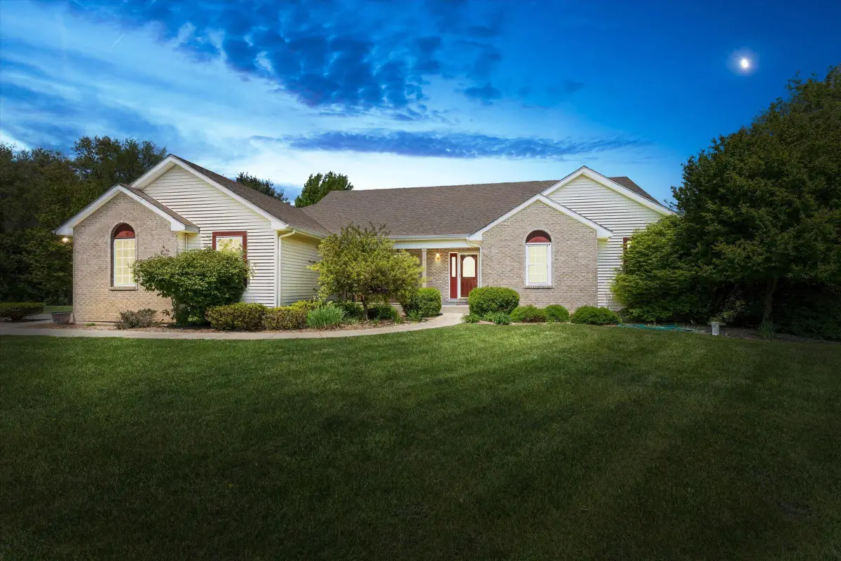 27100 Deerfield Lane, Edwardsburg, MI 49112 - #1