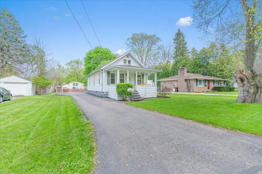 1896 Chestnut Street, Holt, MI 48842 - #3