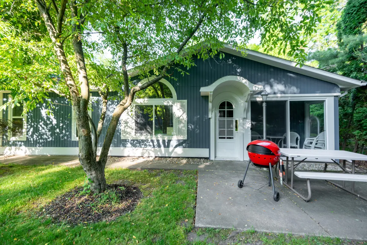 140 Webster Avenue, South Haven, MI 49090 - #1