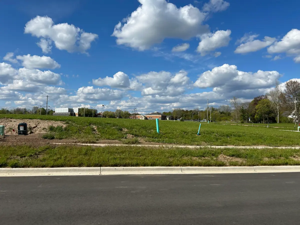 114 N Orchard Avenue, Fremont, MI 49412 - #1
