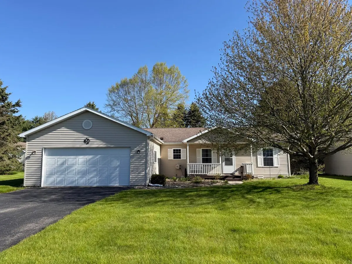 10356 Shipyard Row, Canadian Lakes, MI 49346 - #1