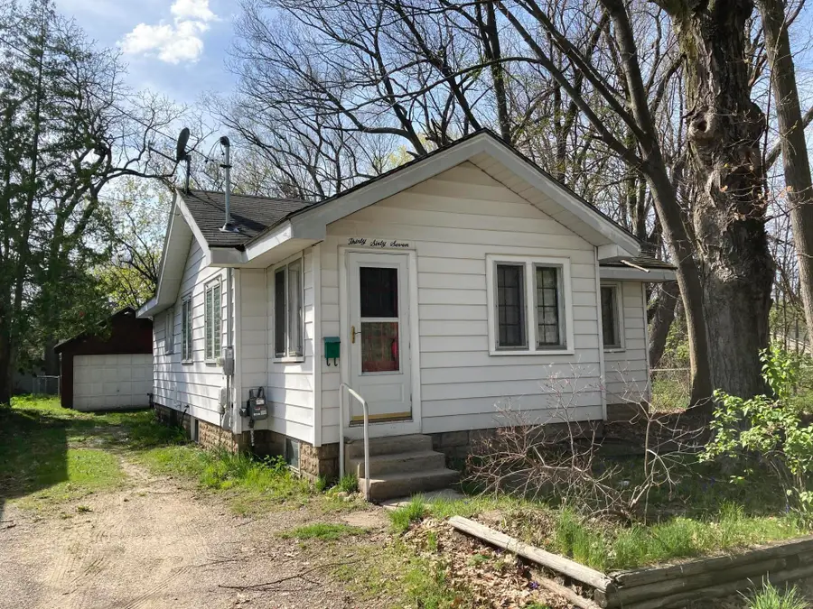 3067 Effie Place Ne, Grand Rapids, MI 49505 - #2