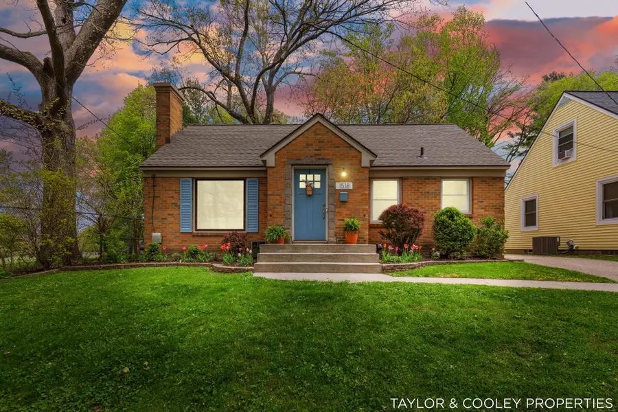 1518 Gladstone Drive Se, Grand Rapids, MI 49506 - #2