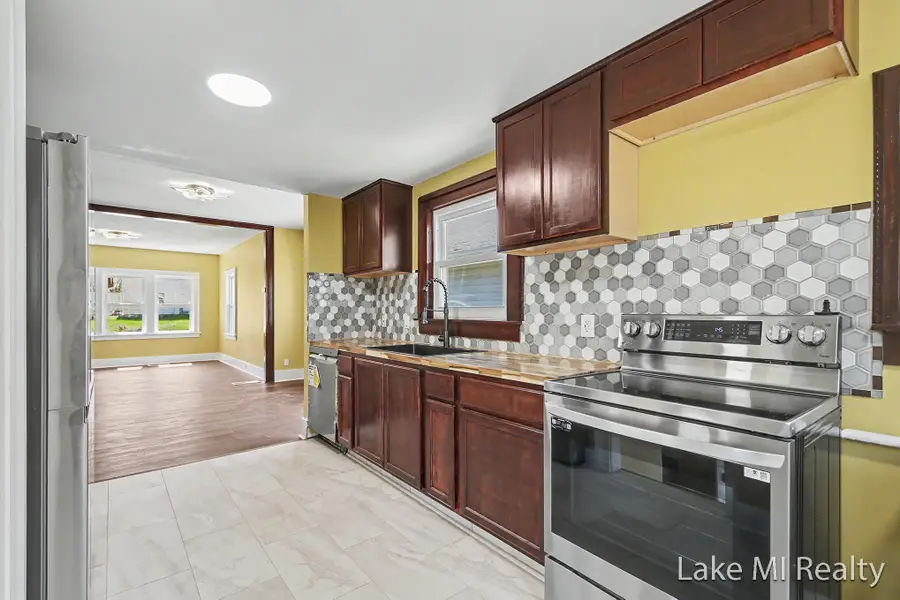 719 Leonard Street Ne, Grand Rapids, MI 49503 - #3